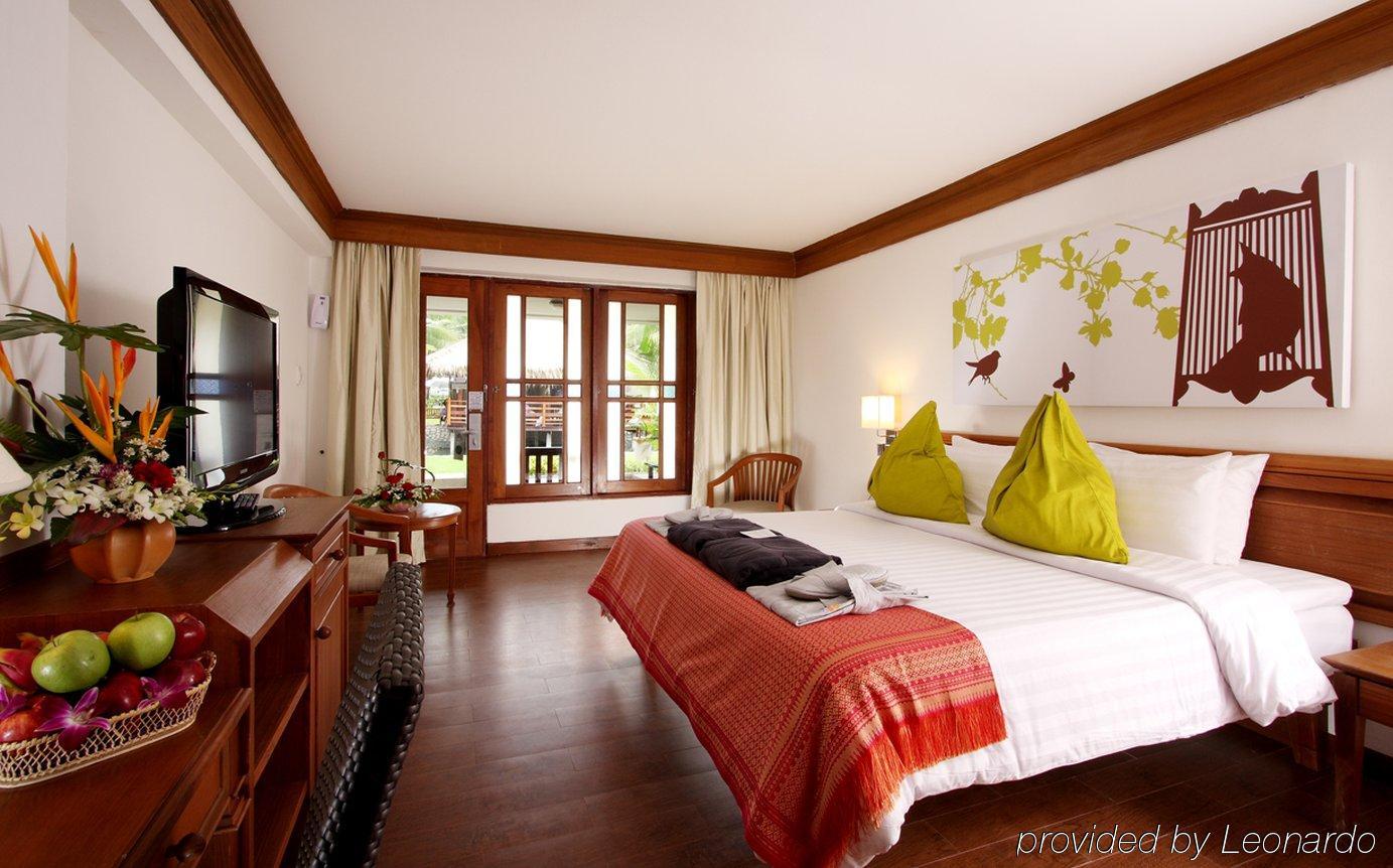 Kamala Beach Inn Пхукет Экстерьер фото
