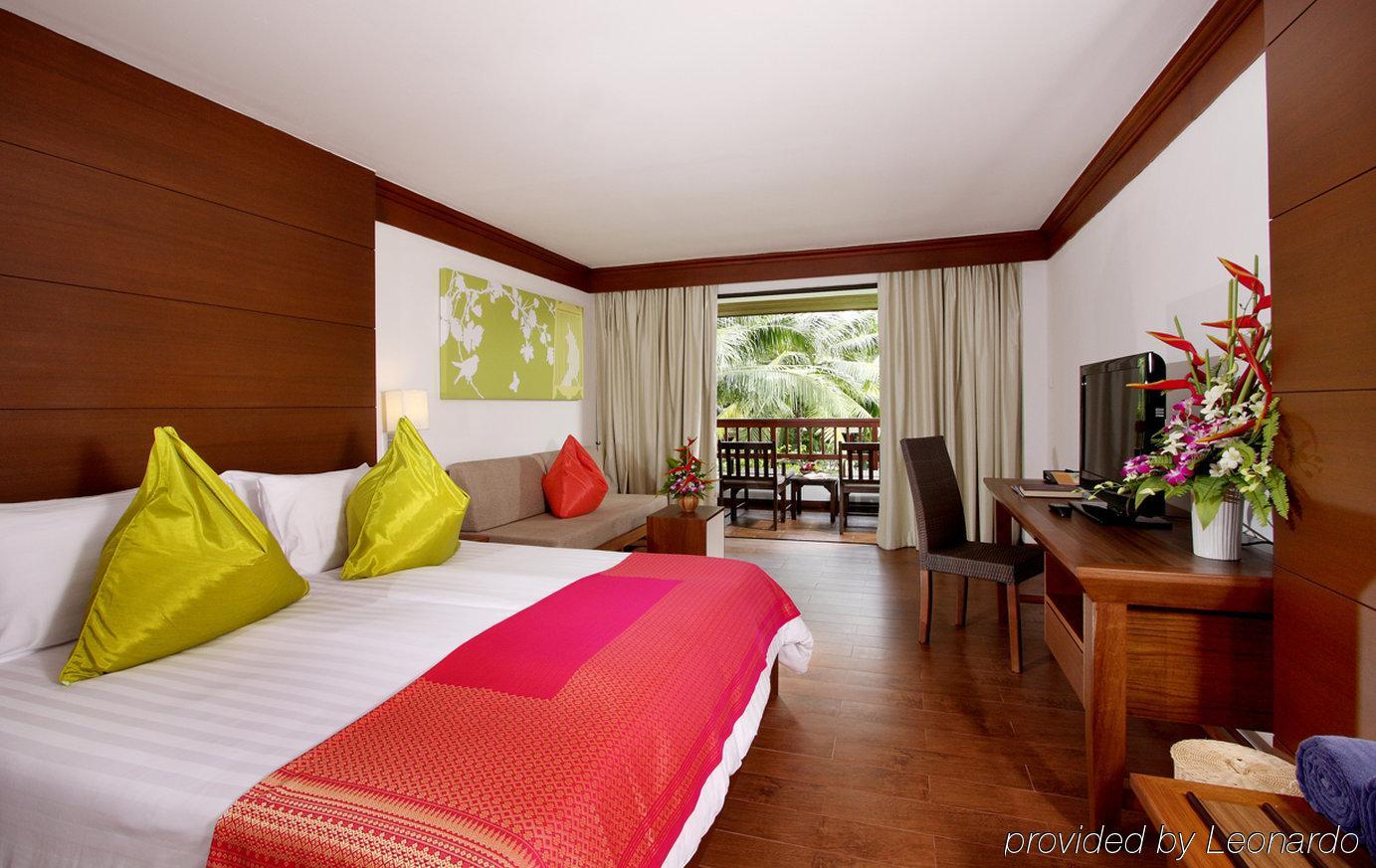Kamala Beach Inn Пхукет Экстерьер фото
